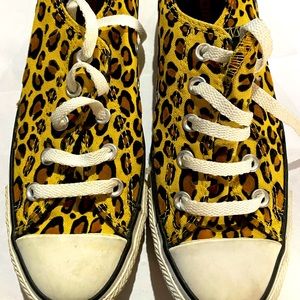 Cheetah print converse